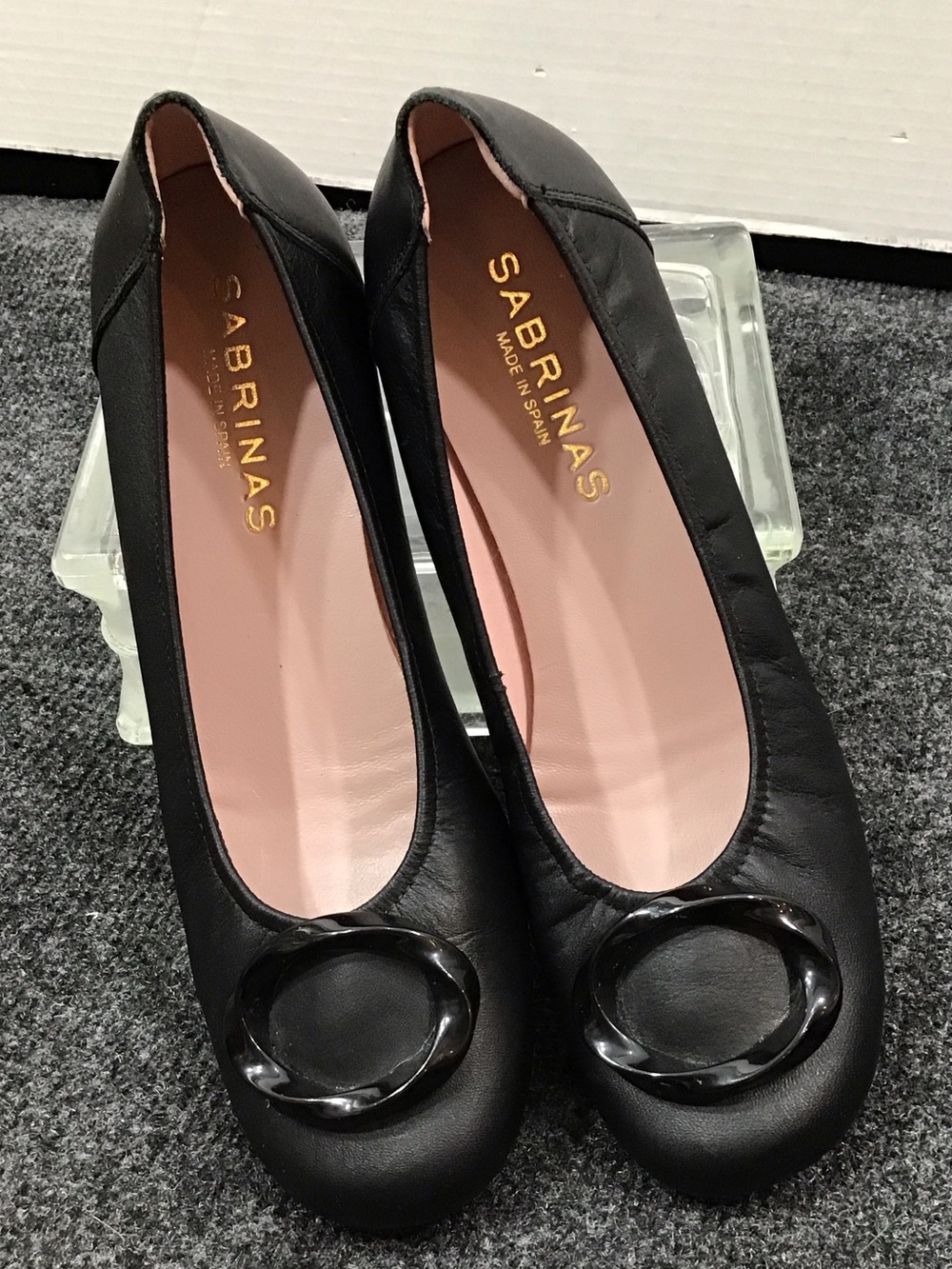 Sabrinas Black Leather Round-Toe Flats with Decorative Buckle Spain 40